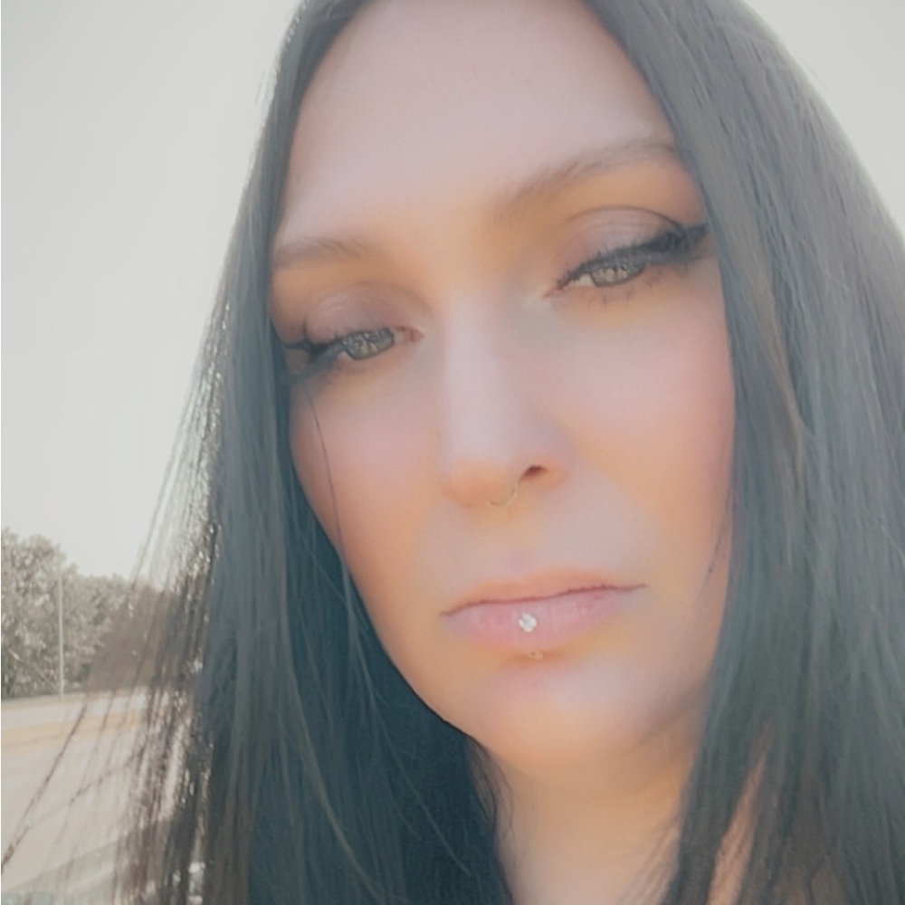 Meet your Posher, Amelia